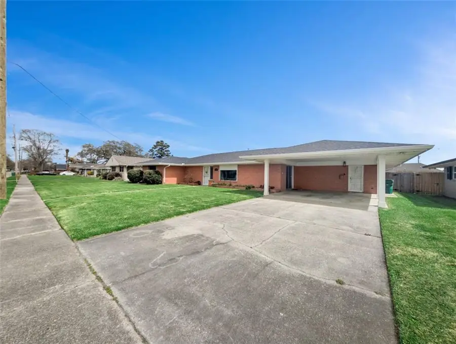 723 Fos Avenue, Harvey, LA 70058 - Image #2