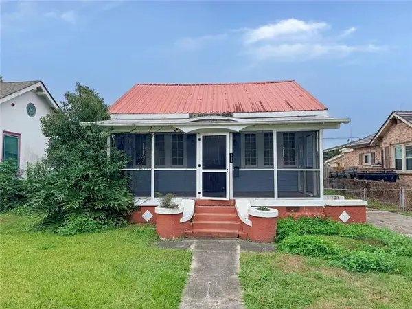 1600 Bodenger Boulevard, New Orleans, LA 70114