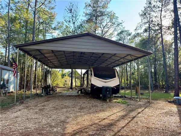 26024 Pine View Drive, Folsom, LA 70437