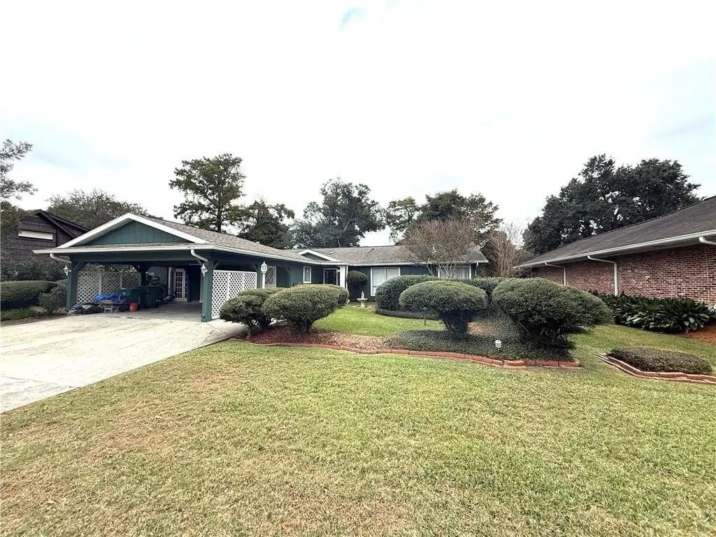717 Fairfield Avenue, Gretna, LA 70056 - #1