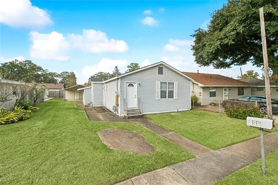 830 Colonial Club Drive, Harahan, LA 70123 - Image #2