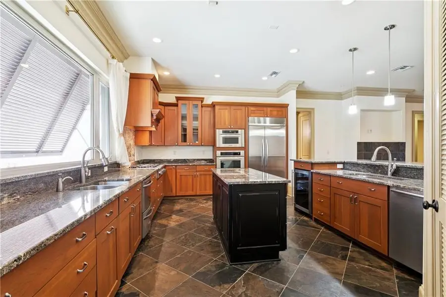 131 Colonial Club Drive, Harahan, LA 70123 - Image #2