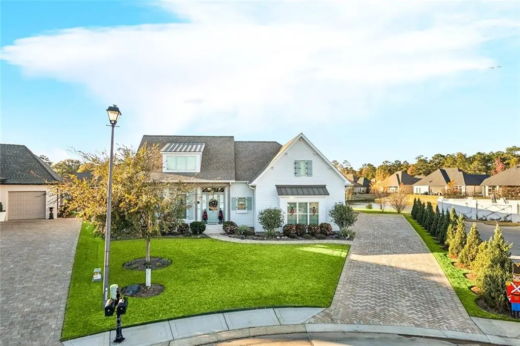 201 Rue Chantilly, Covington, LA 70433 - Image #1