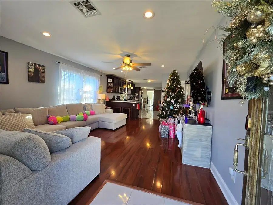 876 Lemoyne Street, New Orleans, LA 70124 - Image #2