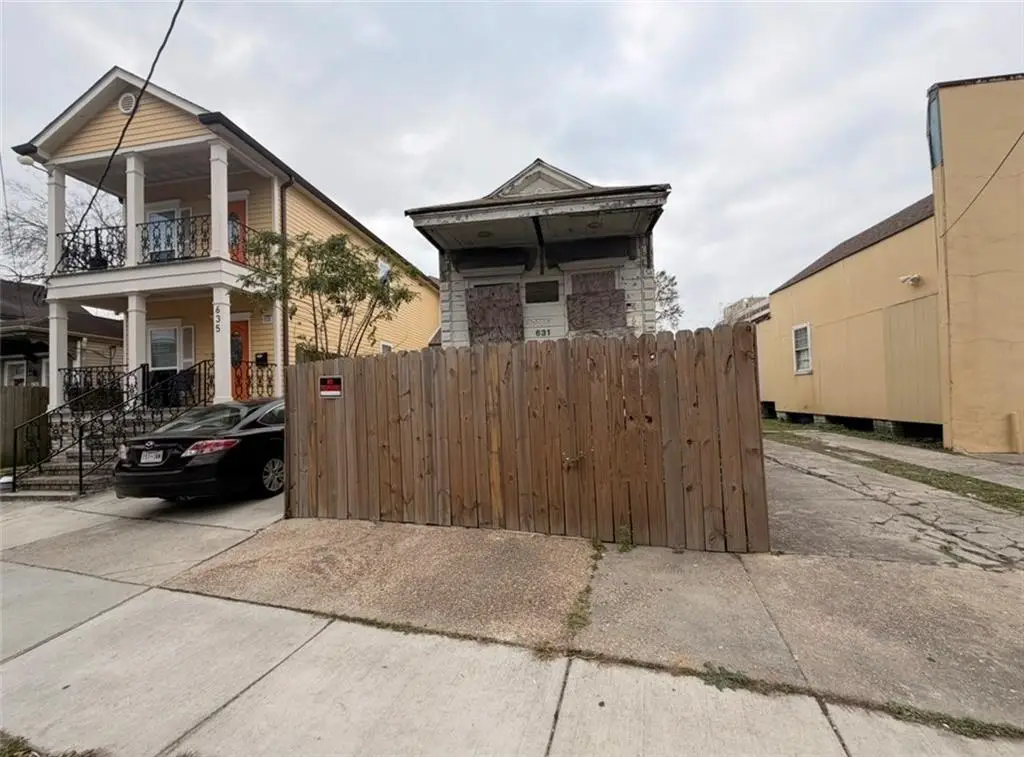 631 S Lopez Street, New Orleans, LA 70119 - Image #1