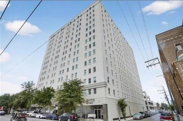 1205 St Charles Avenue #815, New Orleans, LA 70130