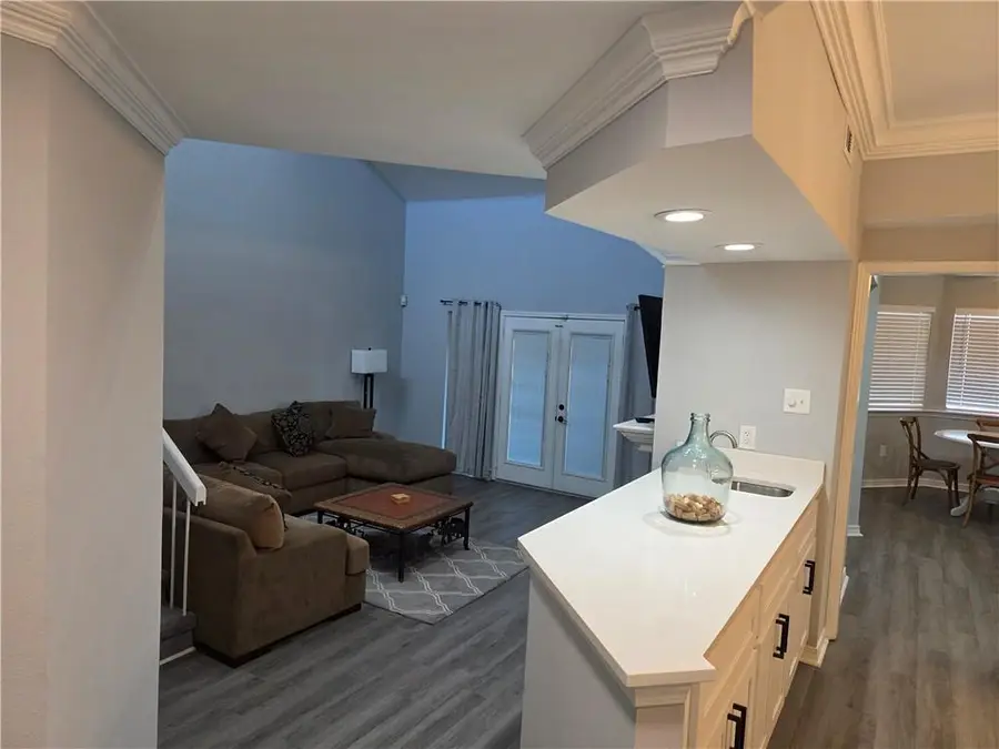 57 Lake Lynn Drive #57, Harvey, LA 70058 - Image #2