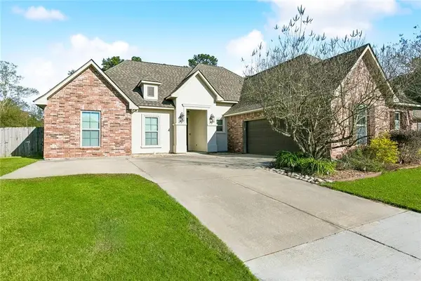 5041 Woodstock Way Drive, Greenwell Springs, LA 70739