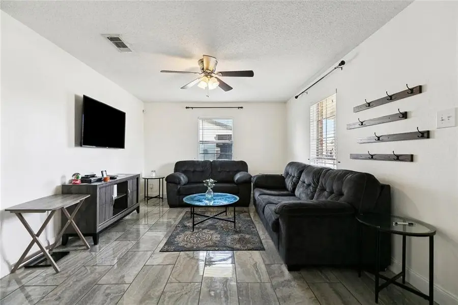 5117 Woodcrest Drive, Marrero, LA 70072 - #3