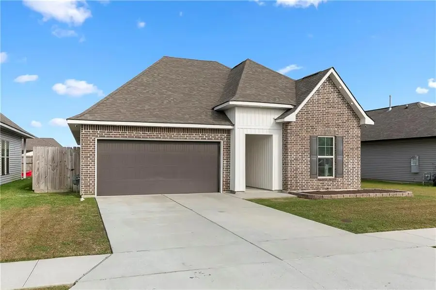 2604 Bayou Chene Drive, Marrero, LA 70072 - Image #2