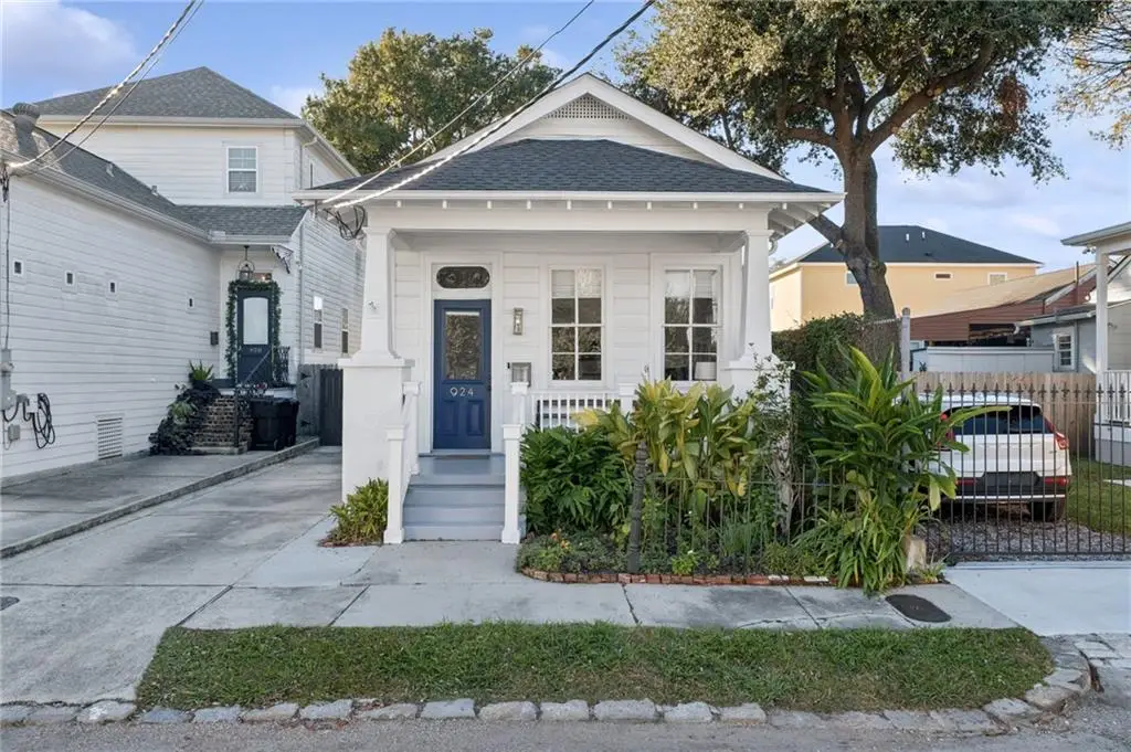 924 Amelia Street, New Orleans, LA 70115 - Image #1