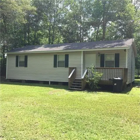 66108 Oak Street, Mandeville, LA 70448