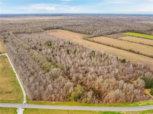 000 Hwy 107 S Highway, Plaucheville, LA 71362