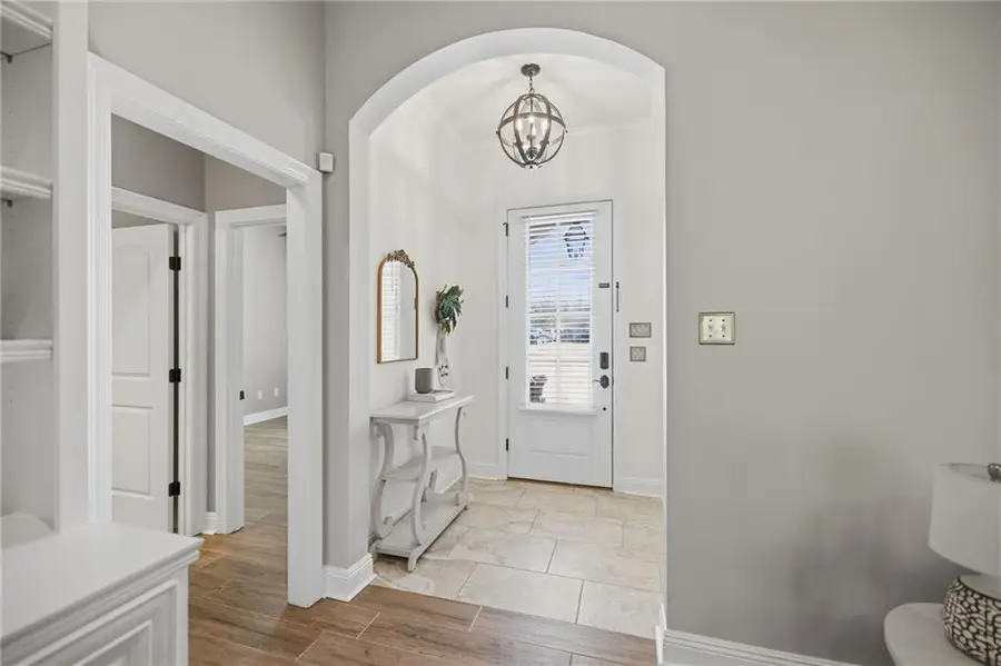 8939 Greenleaves Drive, Denham Springs, LA 70726 - Image #3