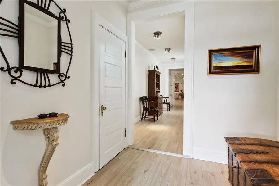 819 Eleonore Street, New Orleans, LA 70115 - Image #3