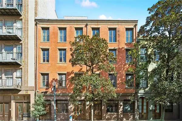 431/433 Gravier Street, New Orleans, LA 70130