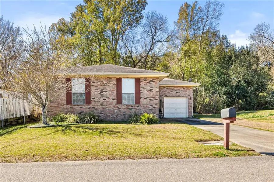 631 Oak Street, Saint Rose, LA 70087 - Image #2