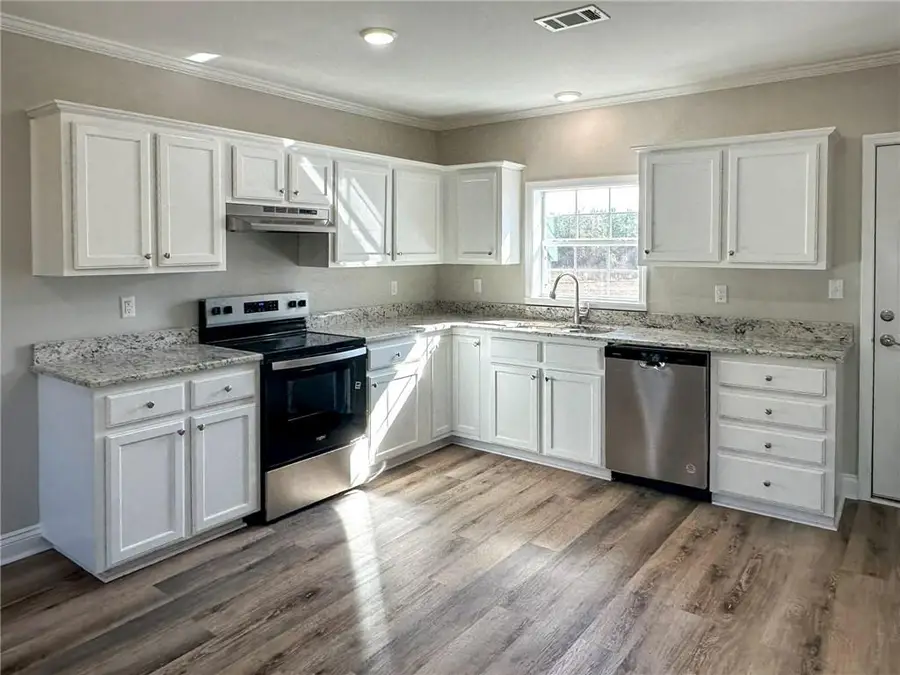 9695 Highway 8 Highway, Colfax, LA 71417 - Image #3