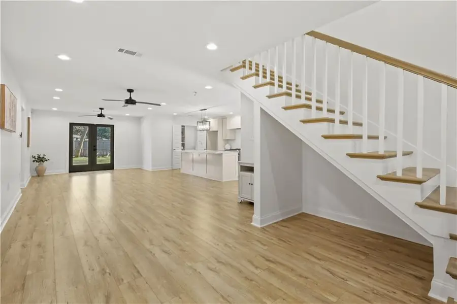 6043 Paris Avenue, New Orleans, LA 70122 - #3