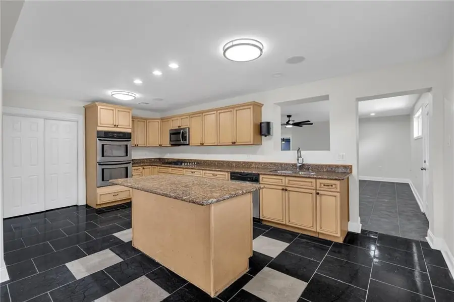 6427 Pines St. Boulevard, New Orleans, LA 70126 - Image #3