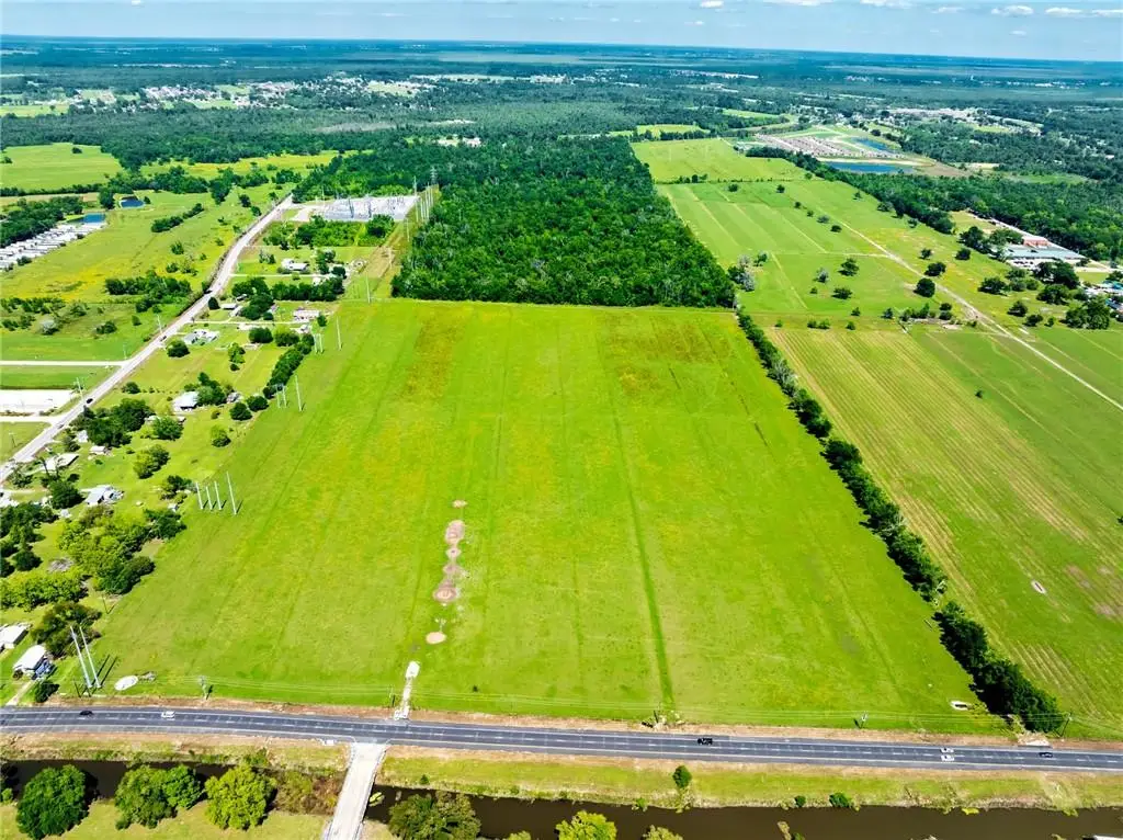 W Park Avenue, Houma, LA 70364 - #1