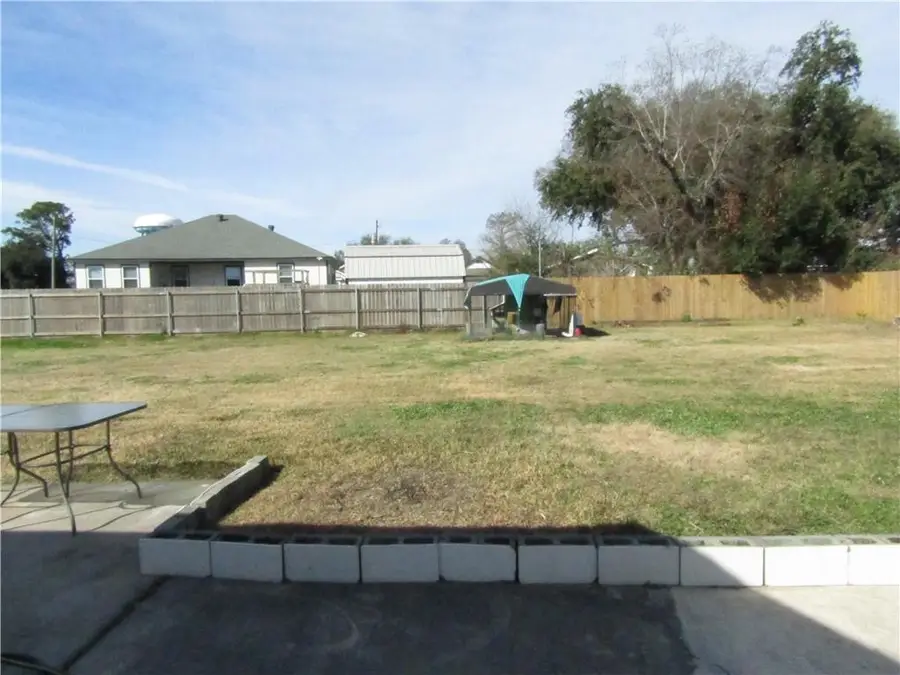 7207 Friscoville Avenue, Arabi, LA 70032 - Image #2