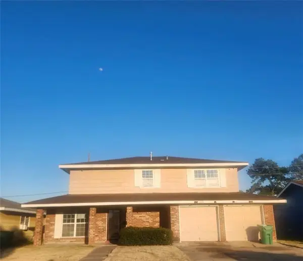 1253 Lochlomand Drive, Harvey, LA 70058