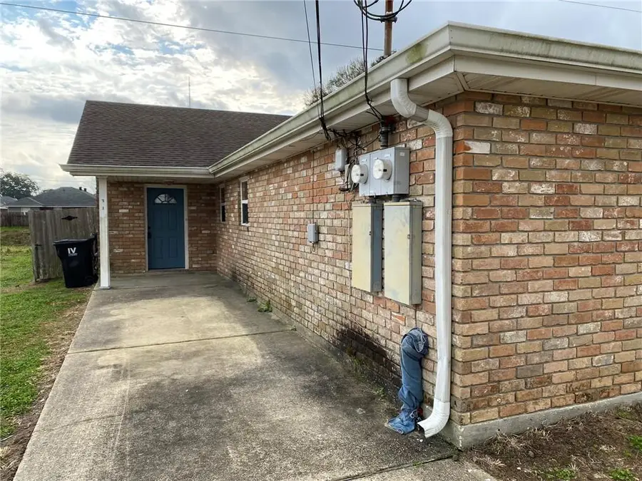 3509-3511 Jupiter Drive, Chalmette, LA 70043 - Image #2