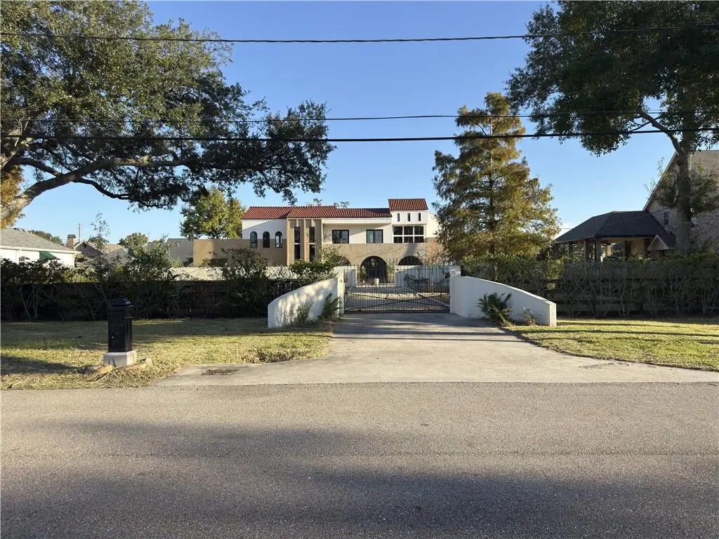 137 Midway Drive, River Ridge, LA 70123 - #1