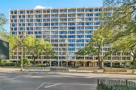 2100 St Charles Avenue #12M, New Orleans, LA 70130