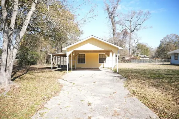 9465 Gene Buckel Avenue, Denham Springs, LA 70726