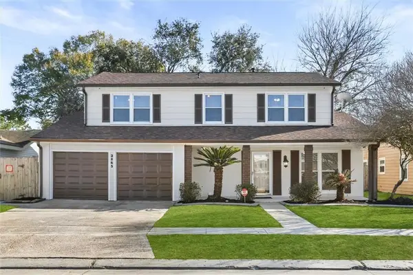 3865 Greenbriar Drive, Harvey, LA 70058