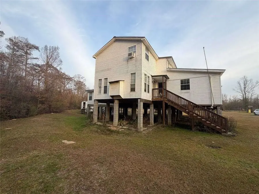 16721 Carthage Bluff Road, Springfield, LA 70462 - Image #2