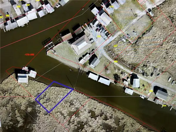 Lot 8 Lake Hermitage, Belle Chasse, LA 70037