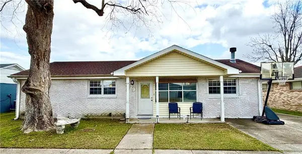 2229 Riverland Drive, Chalmette, LA 70043