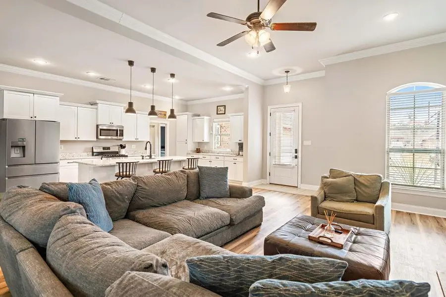 2464 Dixie Drive, Covington, LA 70435 - #3