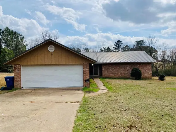 4246 Aspen Court, Pineville, LA 71360