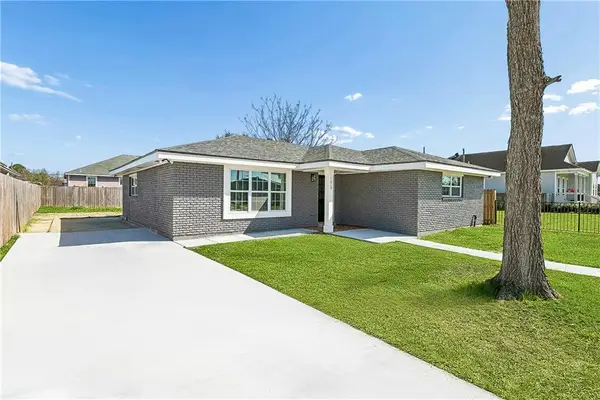 4619 Sandalwood Drive, New Orleans, LA 70127