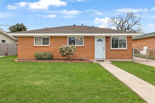 220 Grove Avenue, Metairie, LA 70003