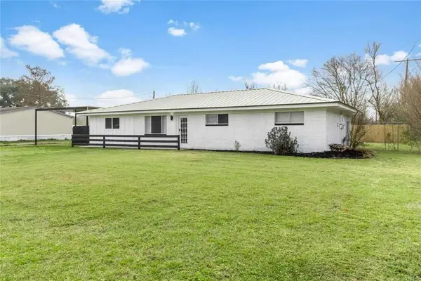 2611 Captain Cade Road, Broussard, LA 70518