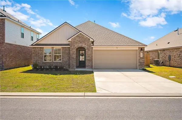 8145 Olde Town Court, Alexandria, LA 71303