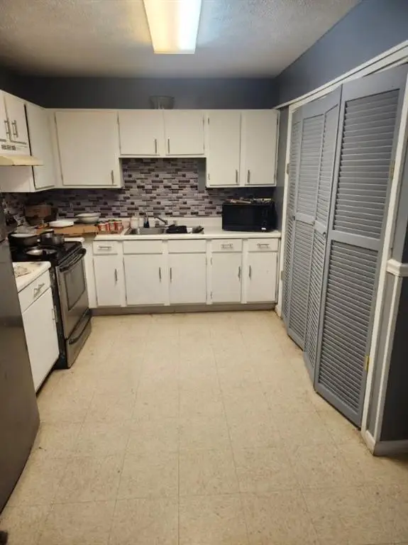 1920 E Texas Avenue, Alexandria, LA 71301 - #3