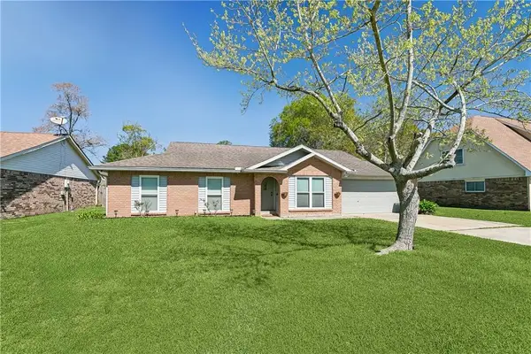 332 Driftwood Circle, Slidell, LA 70458