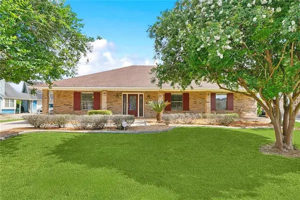 1825 Lake Superior Drive, Harvey, LA 70058