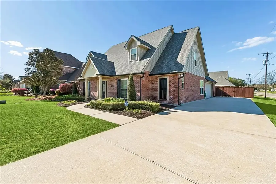 700 Church Pointe Drive, Belle Chasse, LA 70037 - #2