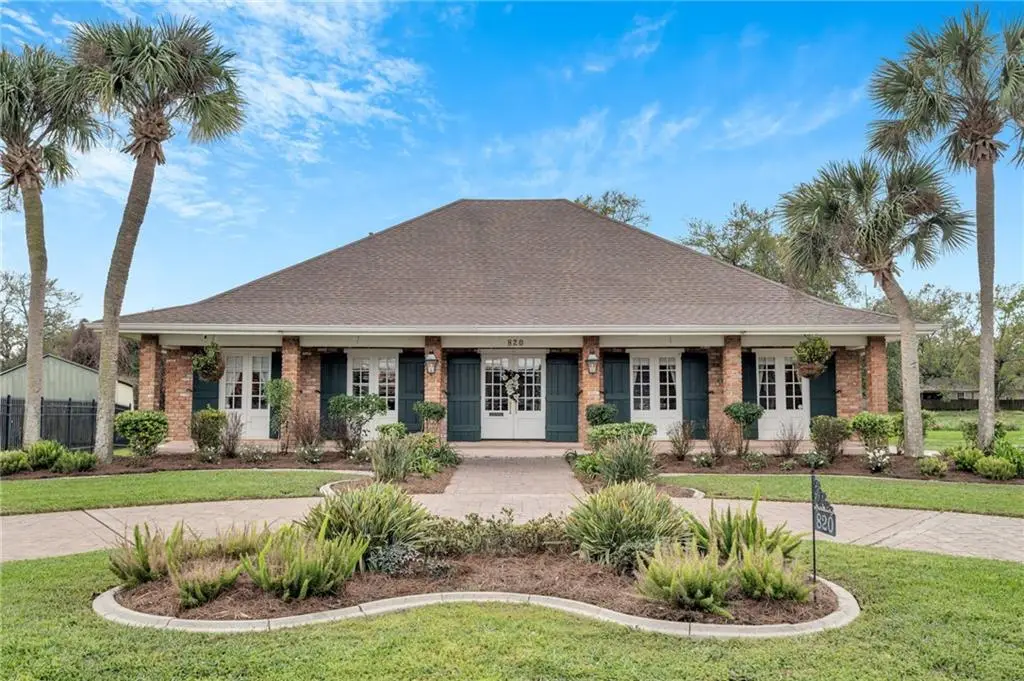 820 Fairfield Avenue, Gretna, LA 70056 - #1