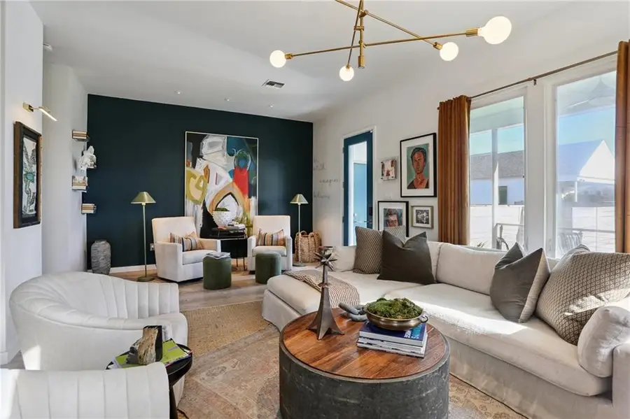 2747 Bienville Street, New Orleans, LA 70119 - #2