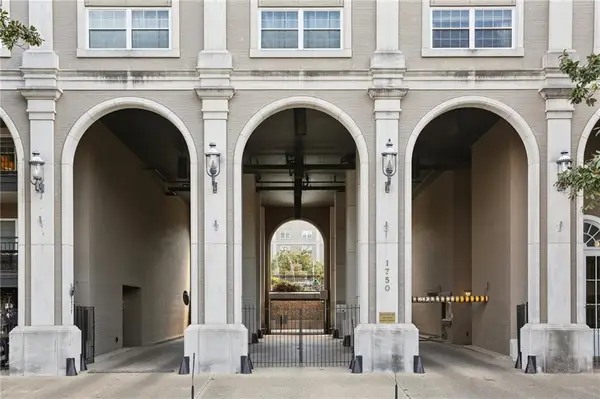 1750 St Charles Avenue #633, New Orleans, LA 70130