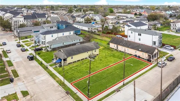 3501-3503 Gibson Street, New Orleans, LA 70122