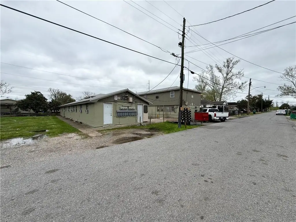 321-325 S Bengal Road, River Ridge, LA 70123 - #1